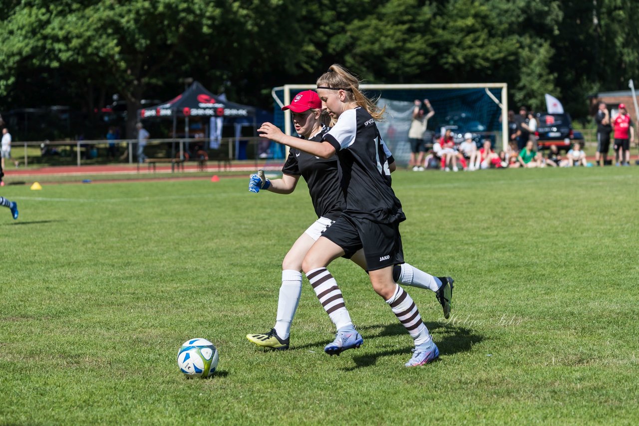 Bild 230 - Loewinnen-Cup